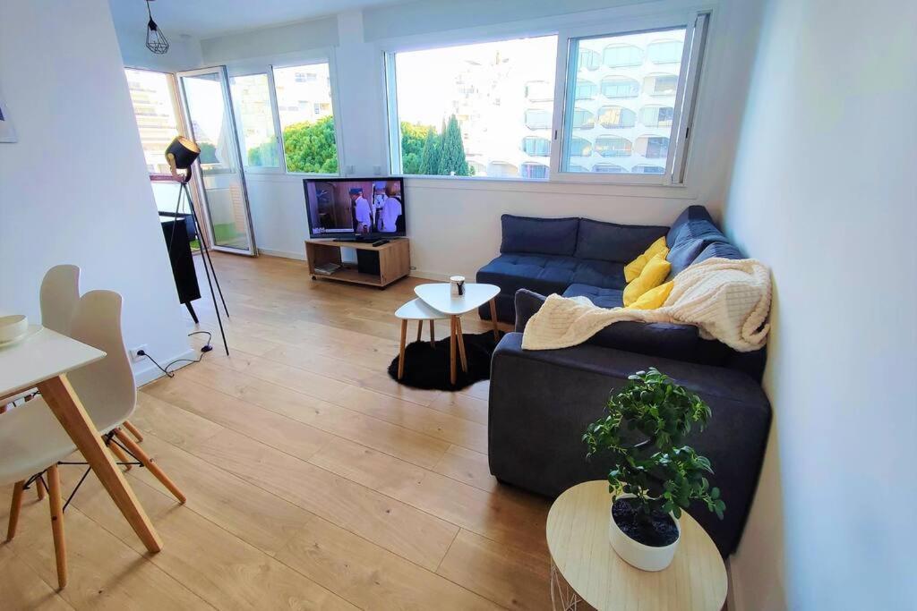 Ferienwohnung Grand Voile - Hyper Centre, Climatisation, Vue Panoramique Sur L'Architecture De La Grande Motte Exterior foto