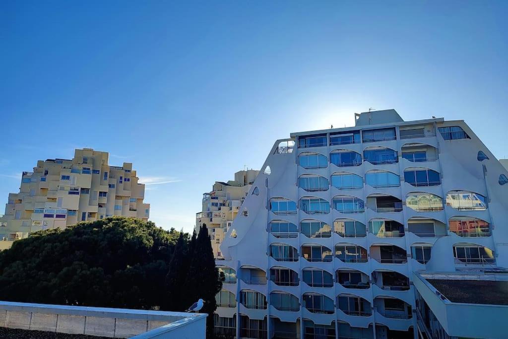 Ferienwohnung Grand Voile - Hyper Centre, Climatisation, Vue Panoramique Sur L'Architecture De La Grande Motte Exterior foto
