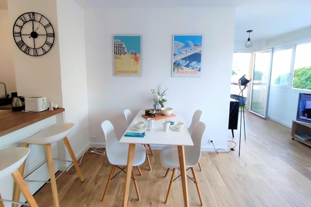 Ferienwohnung Grand Voile - Hyper Centre, Climatisation, Vue Panoramique Sur L'Architecture De La Grande Motte Exterior foto
